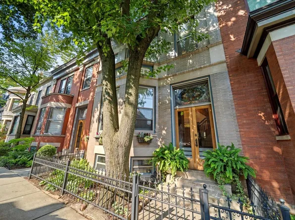 3838 N Alta Vista Ter, Chicago, IL 60613