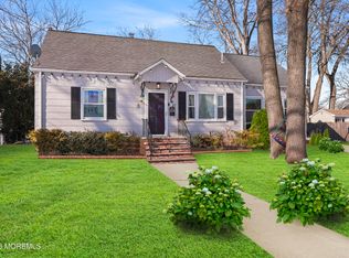 11 Poplar Avenue, Hazlet, NJ 07734