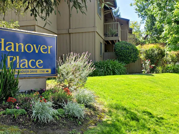 Great location park like setting