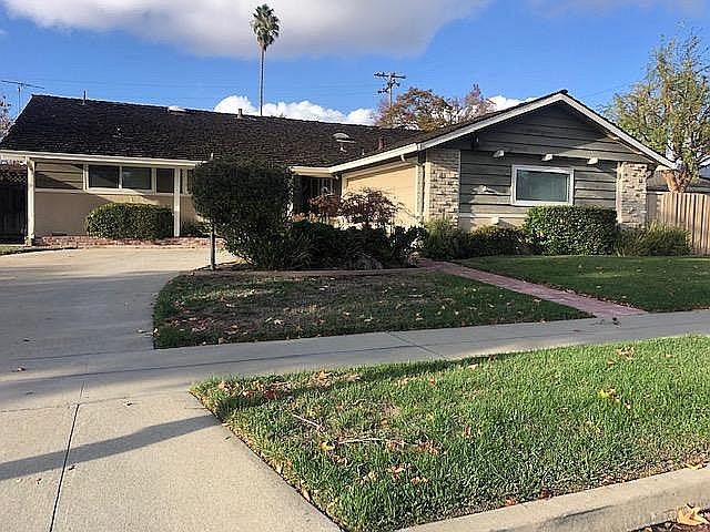 1st image of 1579 Shaw Dr
