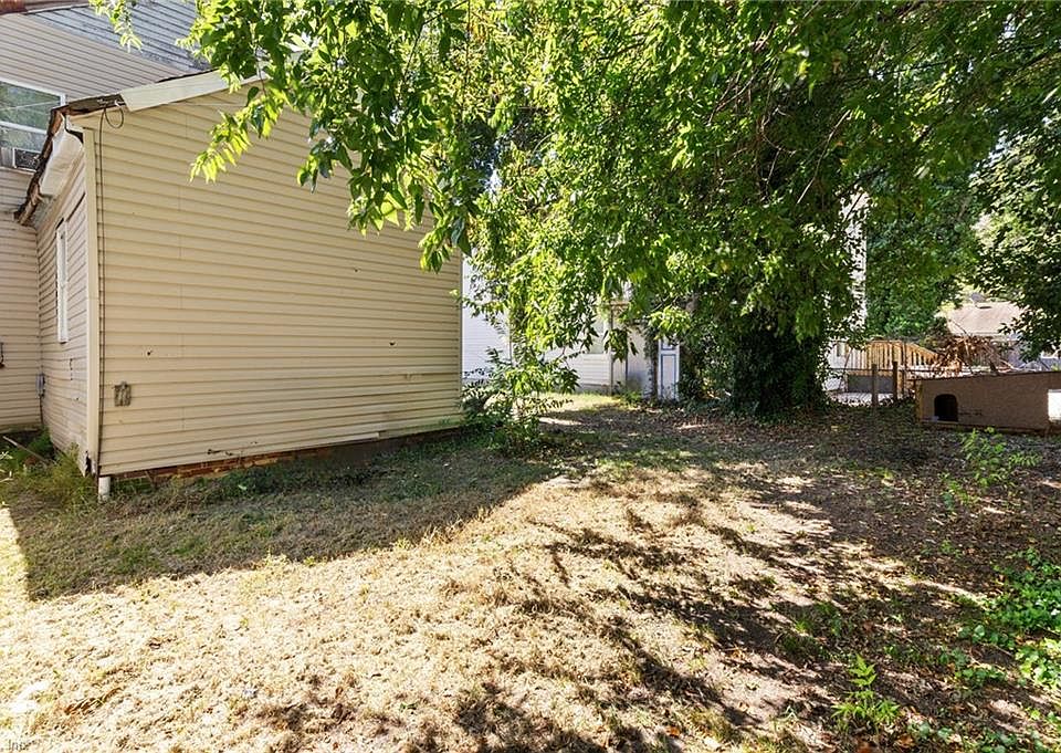 2nd image of 1153 26th St