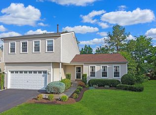 14401 Filly Ct, Centreville, VA 20120
