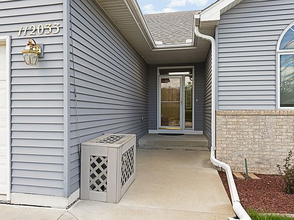 3rd image of 112033 Hidden Creek Pl