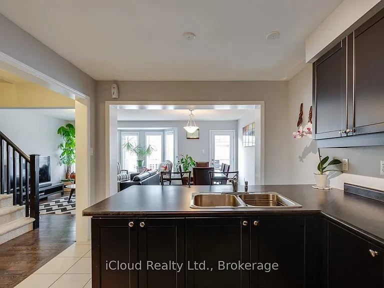 6 Suitor Ct — Photo 5