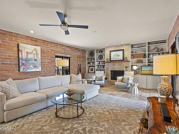 3rd image of 2340 Camino Shangrila