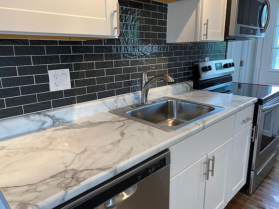 4th image of 112 Ostend Dr