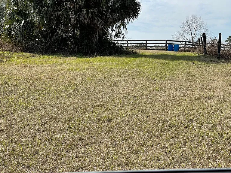 9320 NW Highway 225A — Photo 8