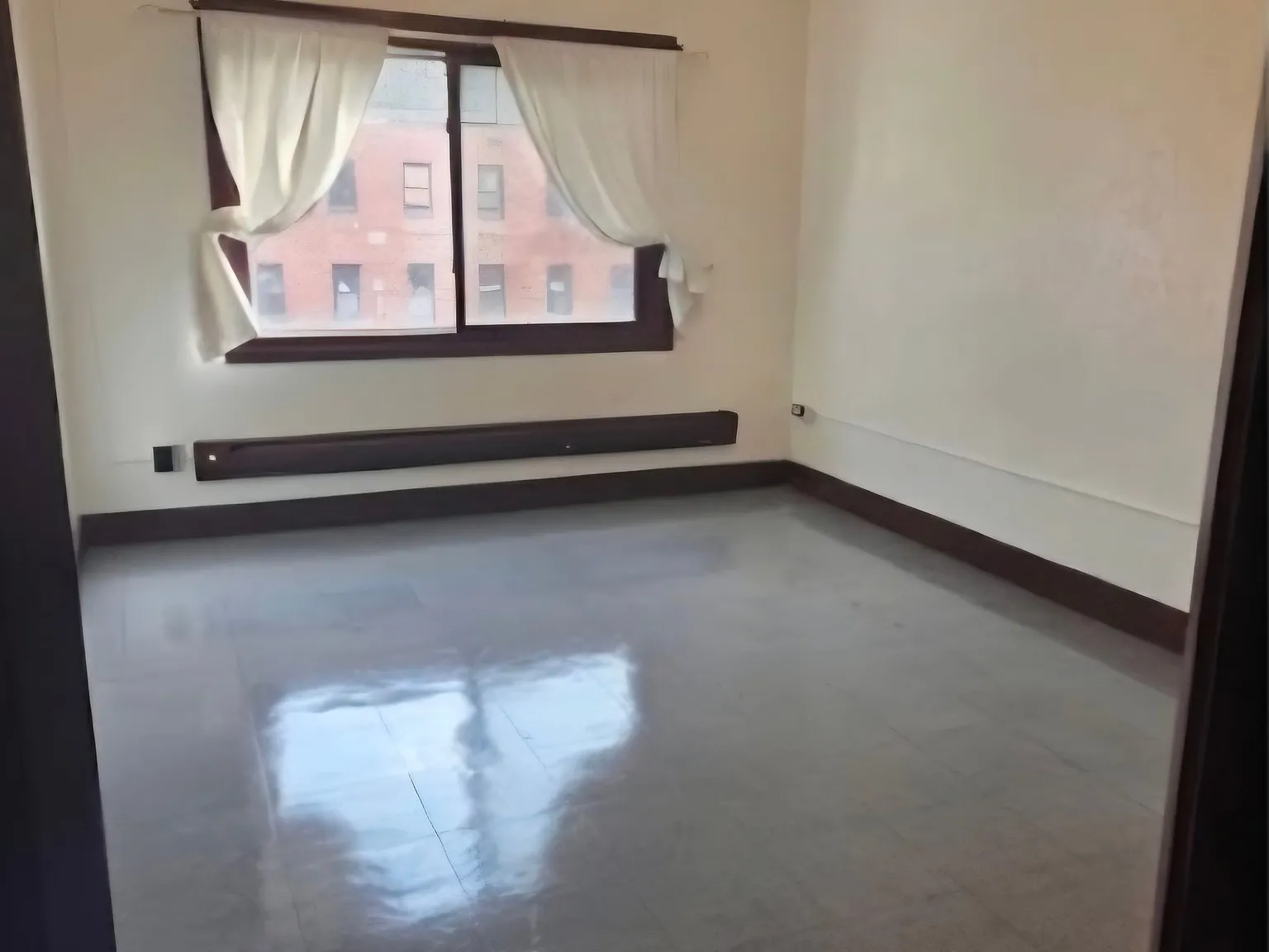 Cathedral Apartments — Photo 4