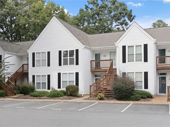 723 Ironwood Dr, Yorktown, VA 23693