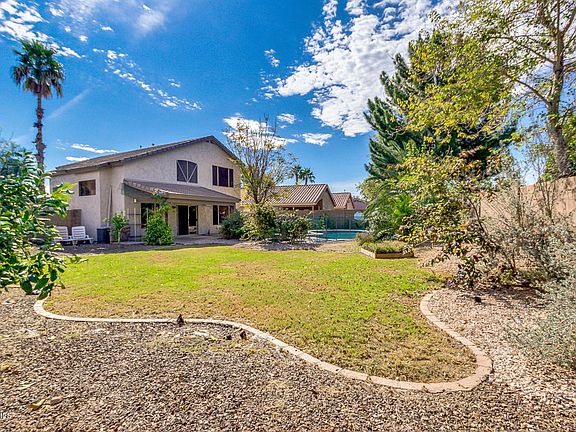 4th image of 1172 N San Benito Dr