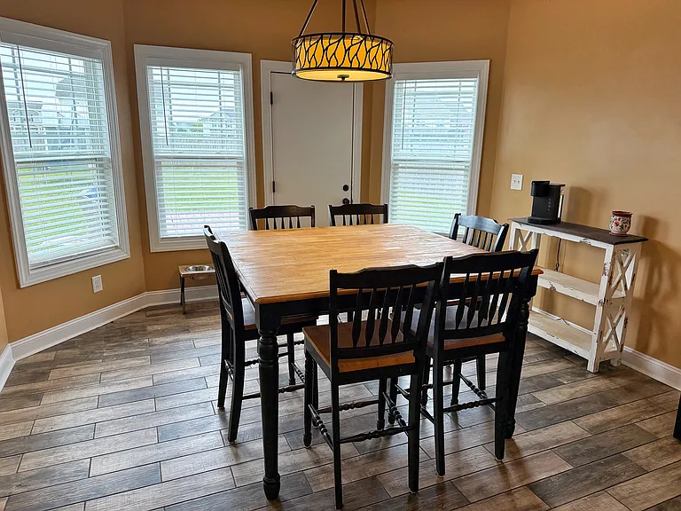 124 Landover Dr — Photo 13
