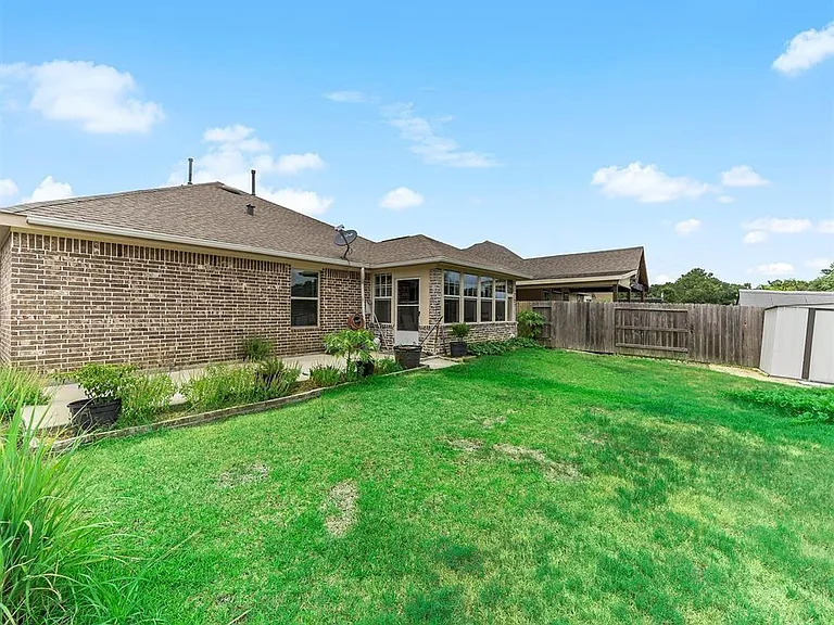 6915 Astrapia Bay Xing — Photo 23