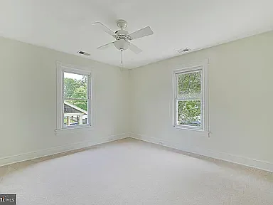 Second upstairs bedroom