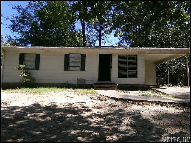 19 Portsmouth Dr