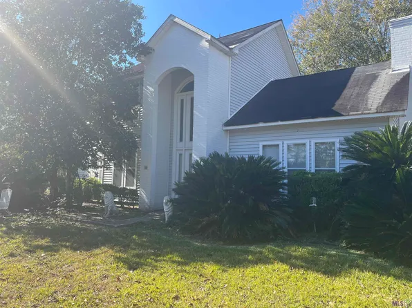 811 S Pleasant Ave, Gonzales, LA 70737