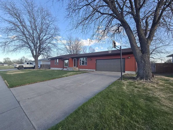 1826 21st St, Mitchell, NE 69357