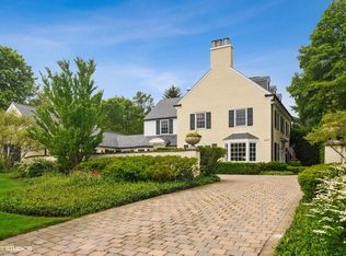 110 Sheridan Rd, Winnetka, IL 60093