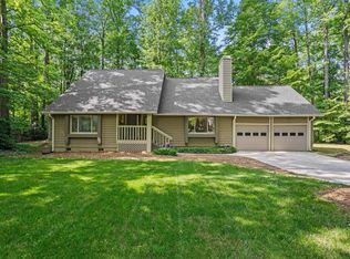 17 Tall Tree Ln, Taylors, SC 29687