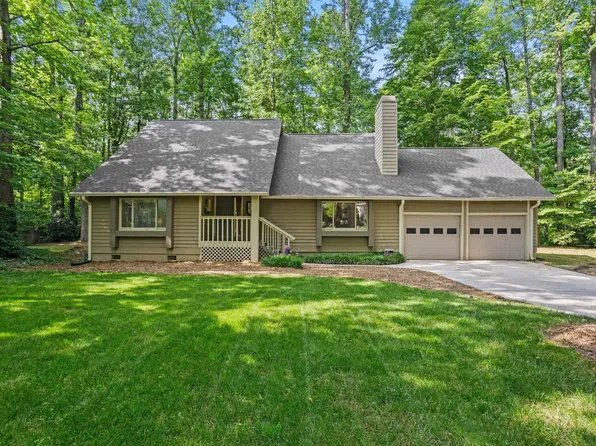 17 Tall Tree Ln, Taylors, SC 29687