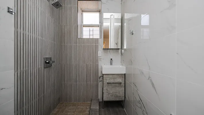 Rented by Nooklyn NYC LLC | media 13