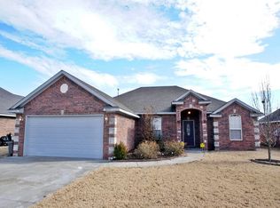 3977 Briar Ln, Tahlequah, OK 74464