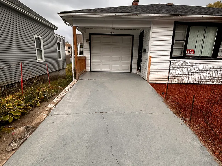 107 Shelley St — Photo 19