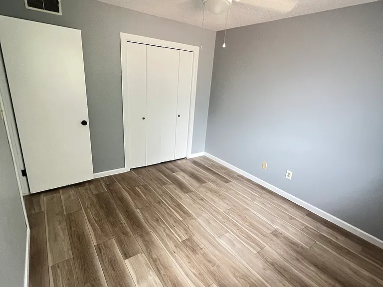 2706 N Ann Arbor Ave — Photo 15