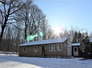 207 England Rd, Chaplin, CT 06235