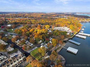 31990 S 624th Pl, Grove, OK 74344