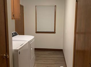 1214 4th St NW, Rochester, MN 55901