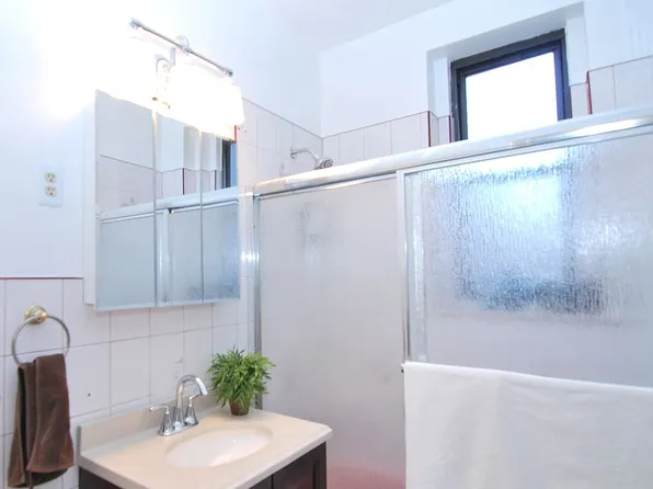 35-30 82nd St #42, Jackson Heights, NY 11372