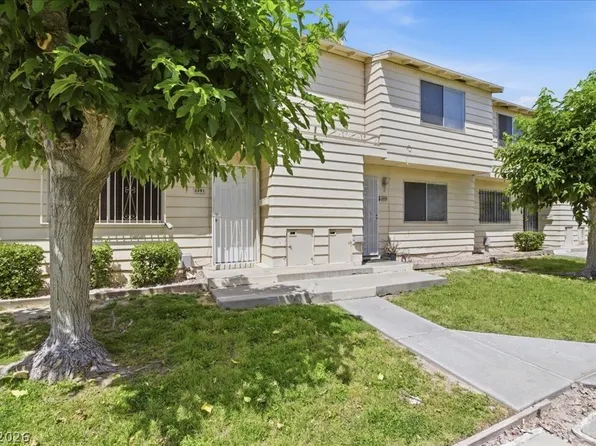 4691 Mill Valley Dr, Las Vegas, NV 89120