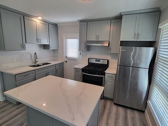 5th image of 5531 W 118th St #0