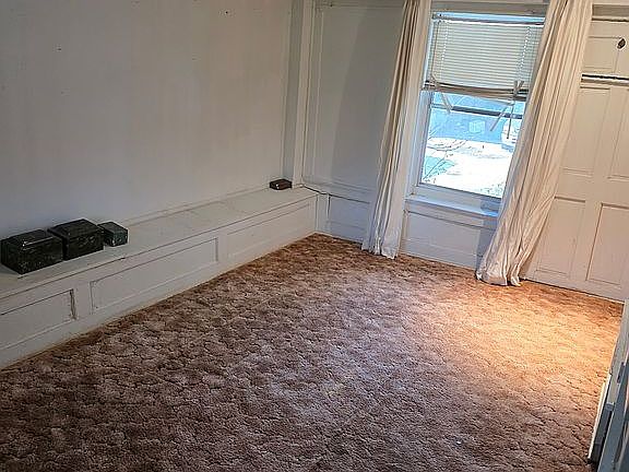 3rd image of 518 N Seminole Ave