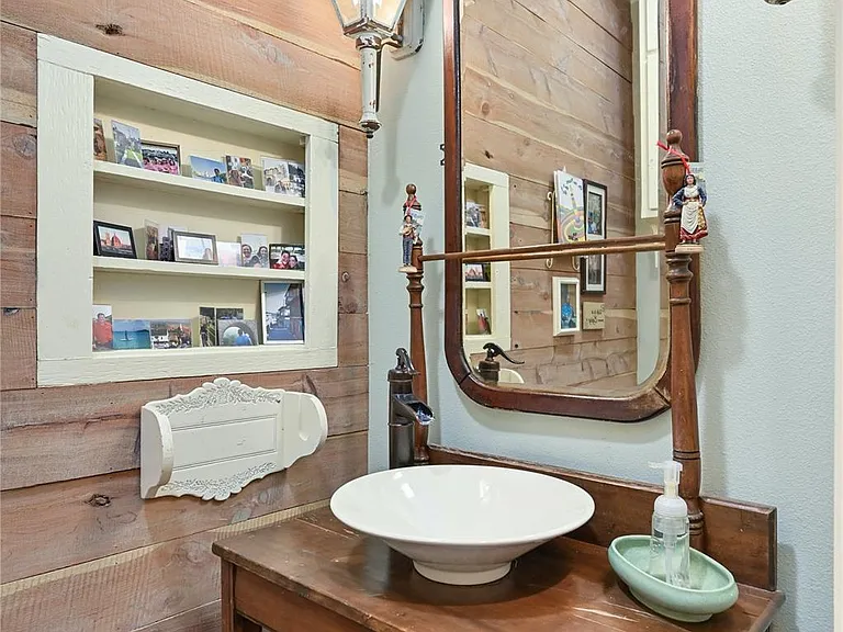 1009 Lauder Dr — Photo 18