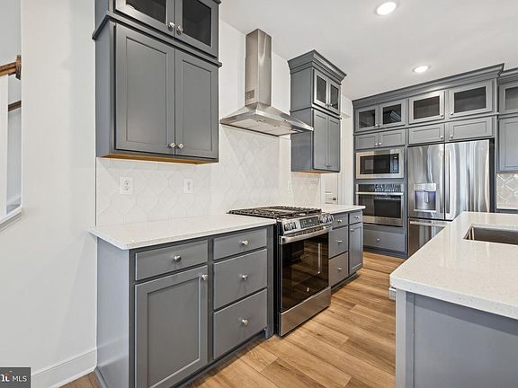 5th image of 20411 Spyglass Cir