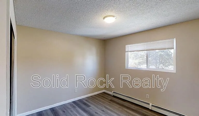 357 Gahart Dr #4 — Photo 7