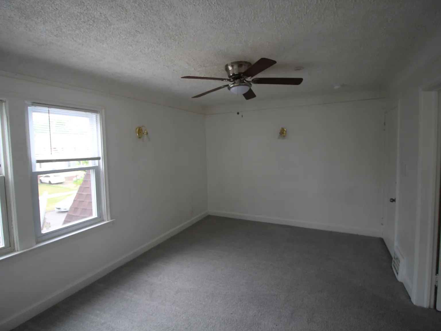 1 bed, 1000 sqft, $950 — Photo 3