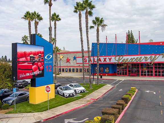 Minutes to Galaxy Theatres R
