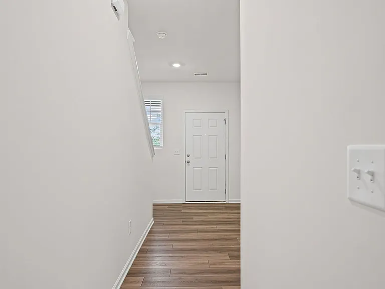 421 Union Station St — Photo 3