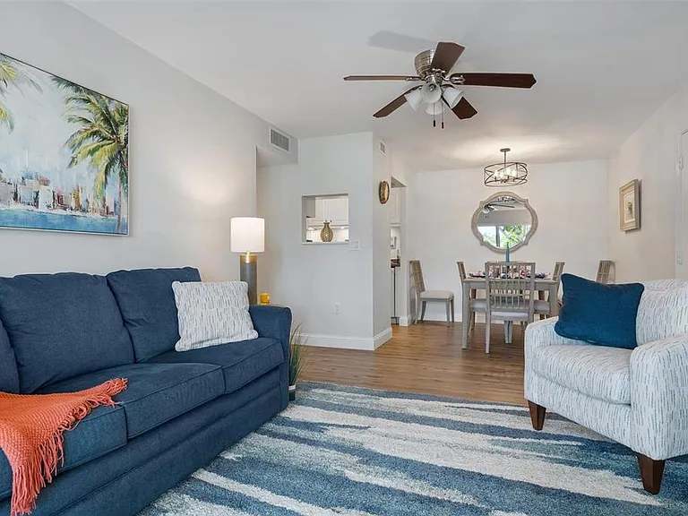 3201 Beneva Rd #201 — Photo 8