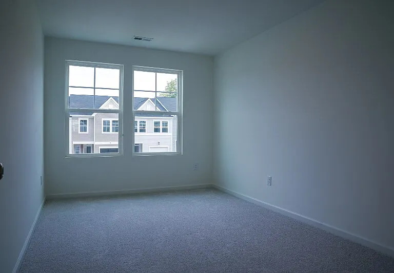 878 Pilot St — Photo 15