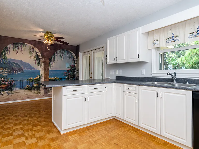 717 Sloop Pointe Ln — Photo 12