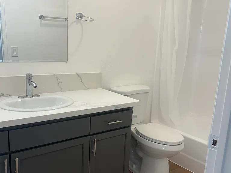 8735 Variel Ave — Photo 11