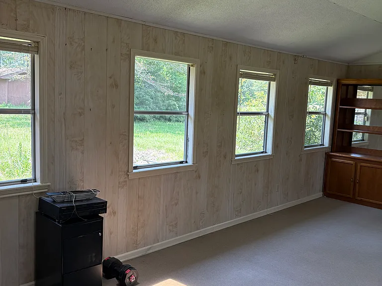 5442 Highway 190 W — Photo 10