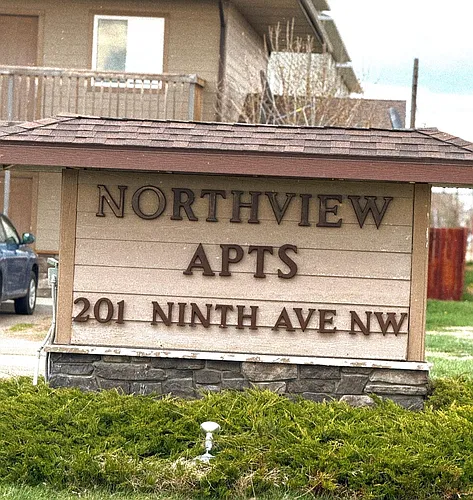 201 9th Ave SW Photo 1