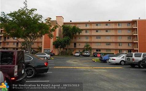5th image of 8600 N Sherman Cir APT 208