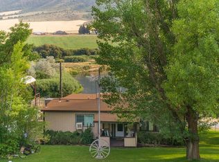 7983 E Old Oregon Trail Rd, Lava Hot Springs, ID 83246