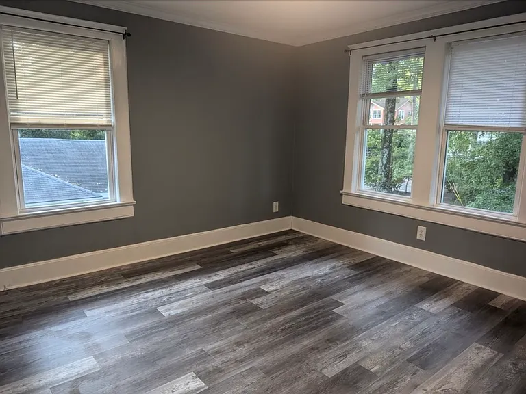 2217 Blossom St #4 — Photo 8