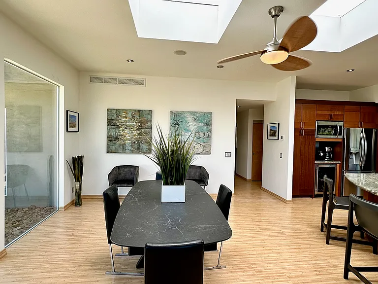 2270 E Smokewood Ave — Photo 22